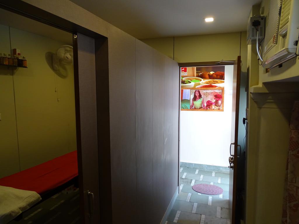 Teerth Guest House Varanasi Bagian luar foto